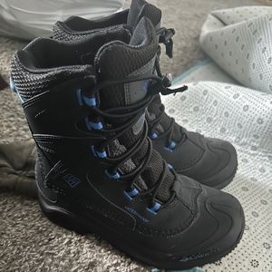 Boys winter boots